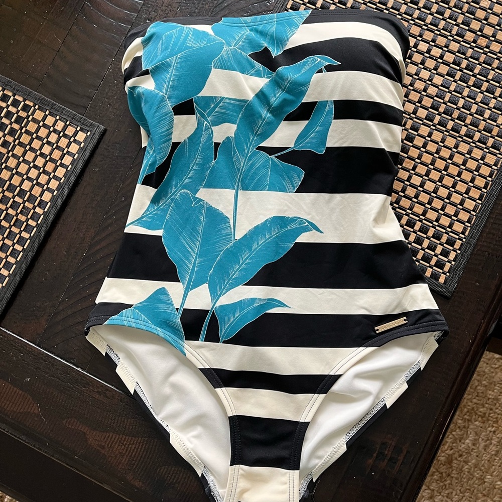 Vince Camuto Palm Shadow Bandeau One Piece Swim
